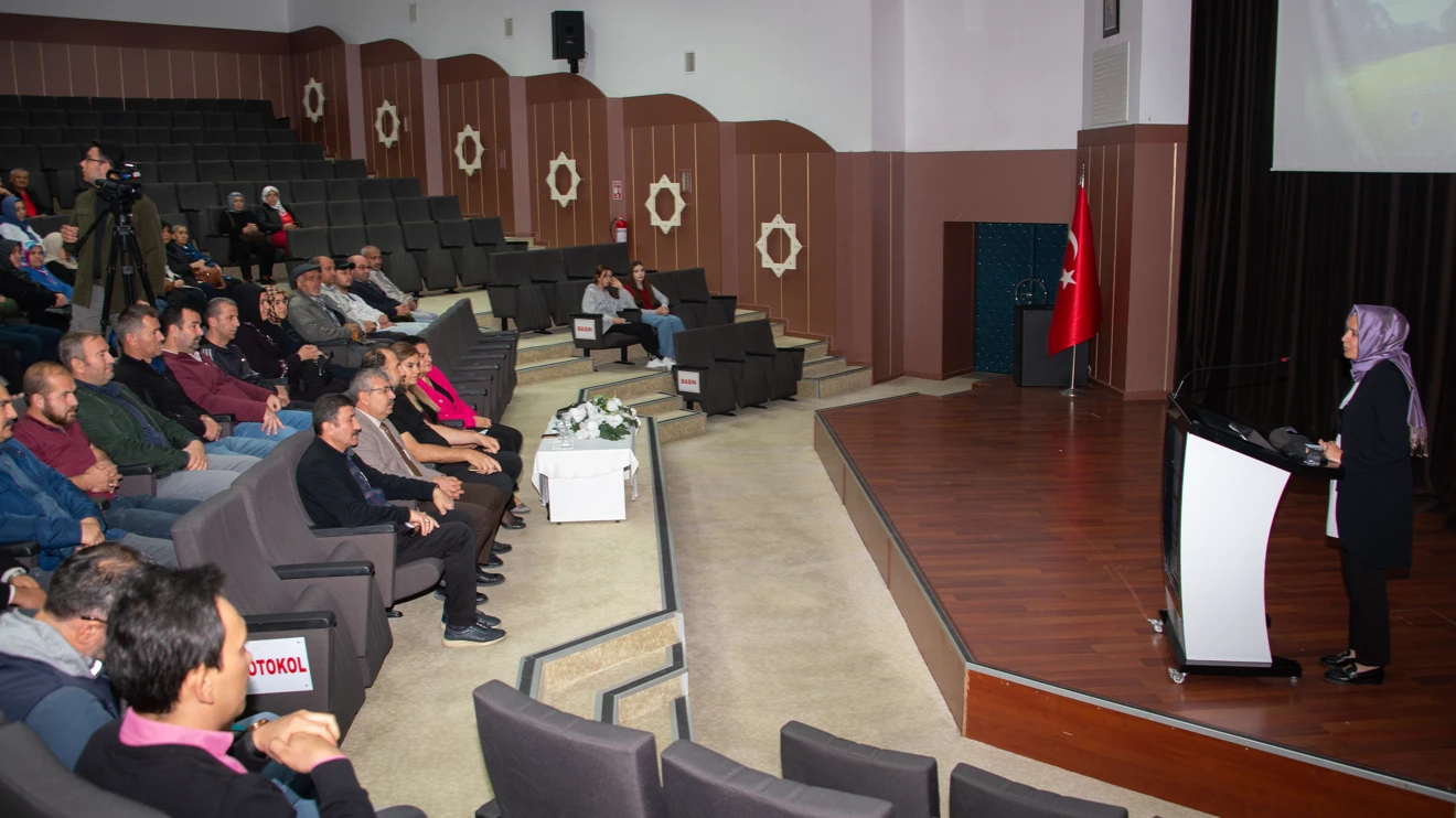 Selçuk Üniversitesinde ‘Çevre ve Sıfır Atık Farkındalığı’ eğitimi verildi